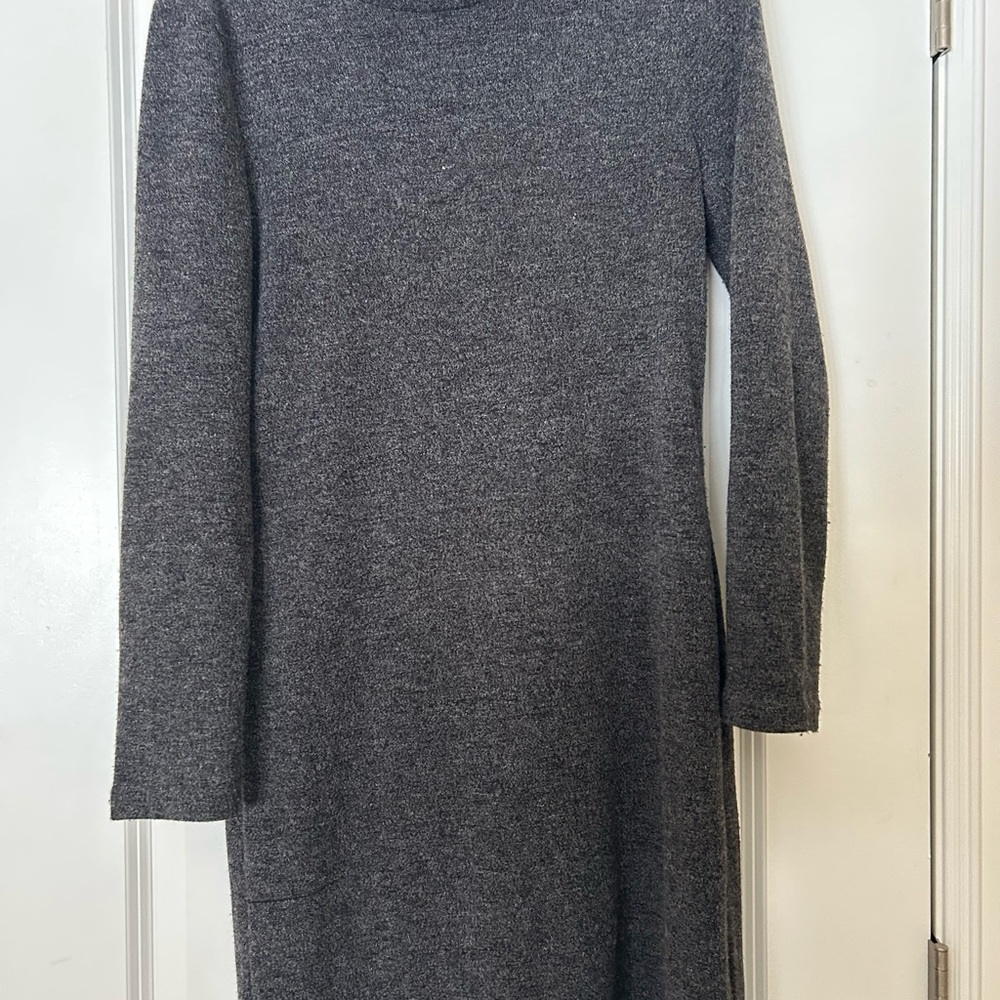 Banana Republic Charcoal Long Sleeve Dress